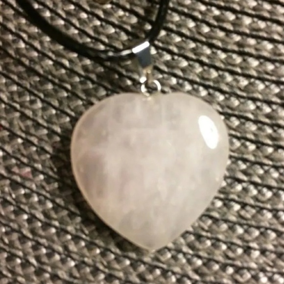 πΊRose Quartz Heart Pendant~NEWπππ - Picture 3 of 4